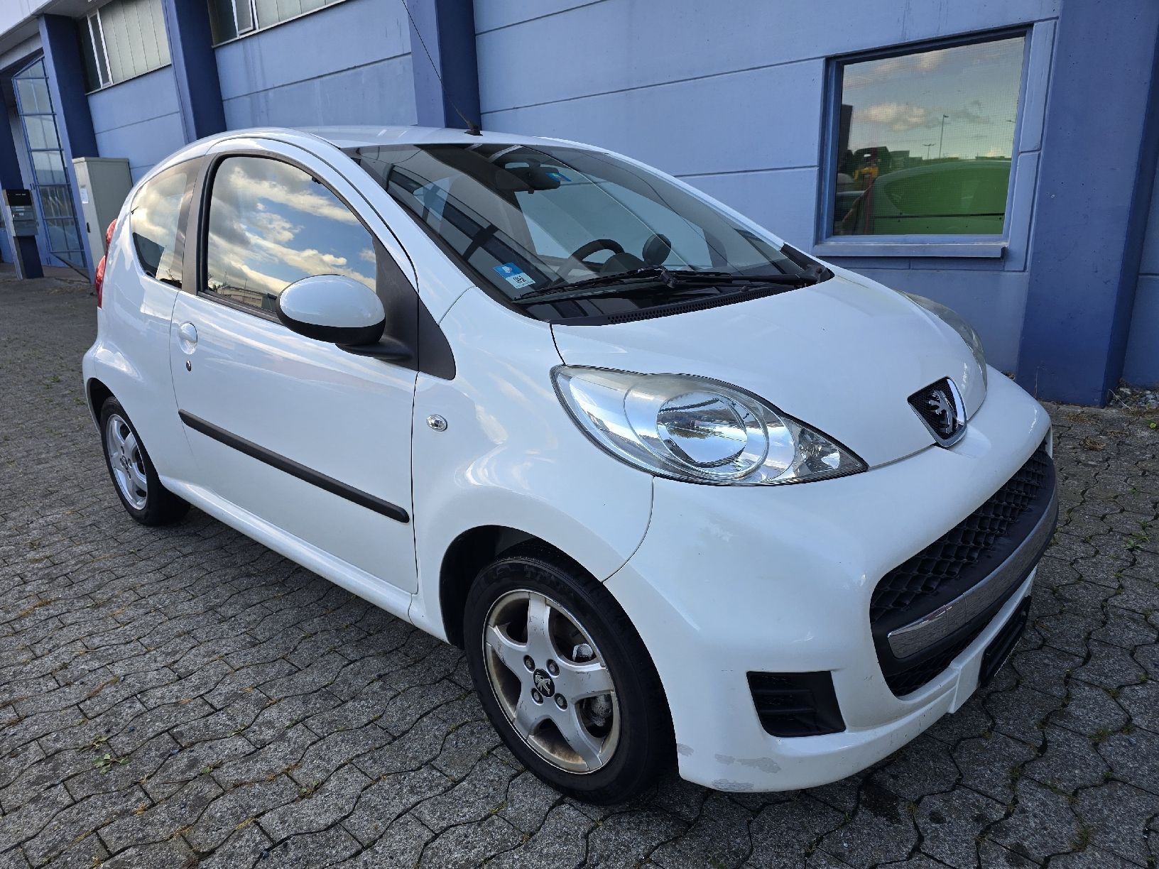 Peugeot Automobili: Peugeot 107 – Difettoso da Thal venduto da AC92