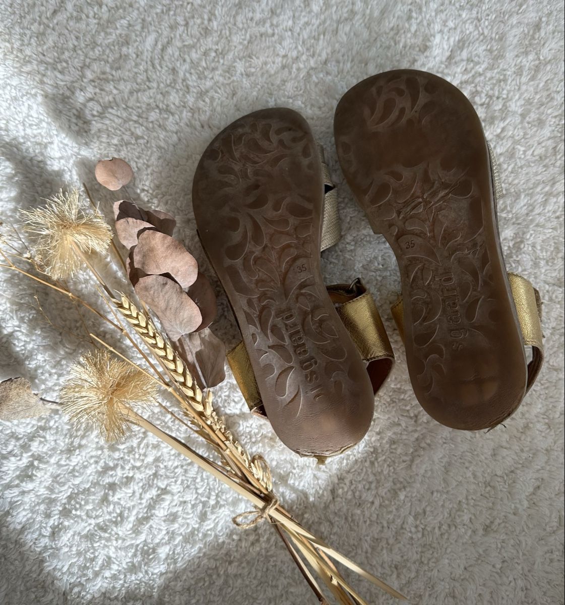 Bisgaard Scarpe per ragazze: Schicke Bisgaard Sandalen, Gold/Beige, Gr. 35  – Usato da Obfelden venduto da dafae 1