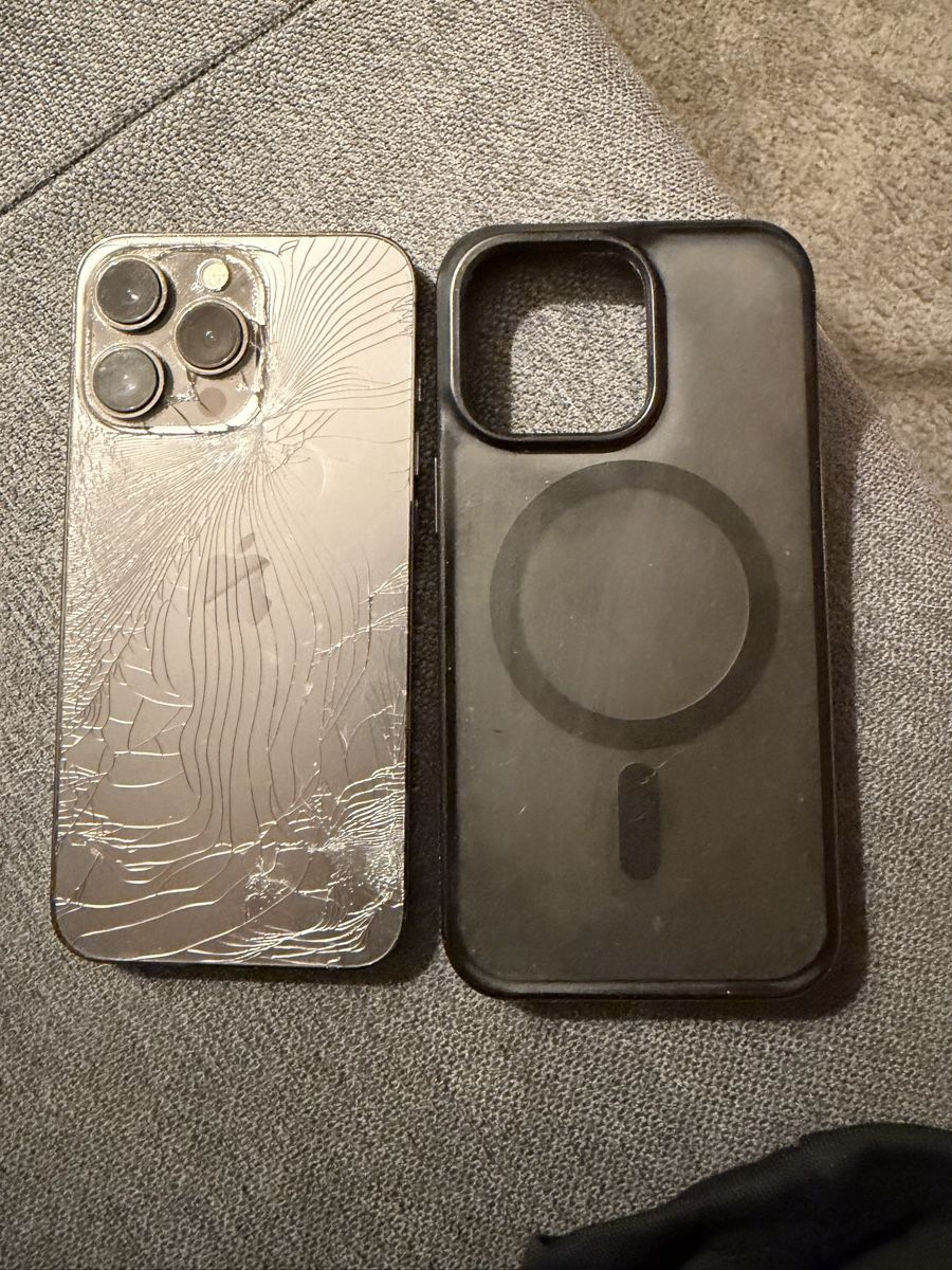 Apple Portables: IPhone 13 Pro 256GB mit gesprungenem Backcover – D'occasion à Rupperswil par Michiha 4