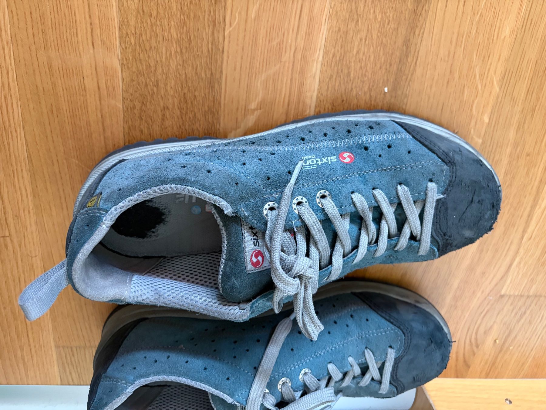 Herrenschuhe: Chaussures de sécurité Six Ton 43 – Gebraucht aus Ecublens VD von ric_7lgt