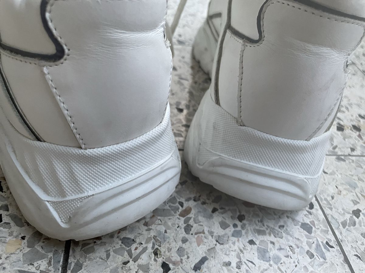 Valentino Scarpe da donna: Baskets Valentino blanches taille 38 bon état – Usato da Genève venduto da nidefa 8