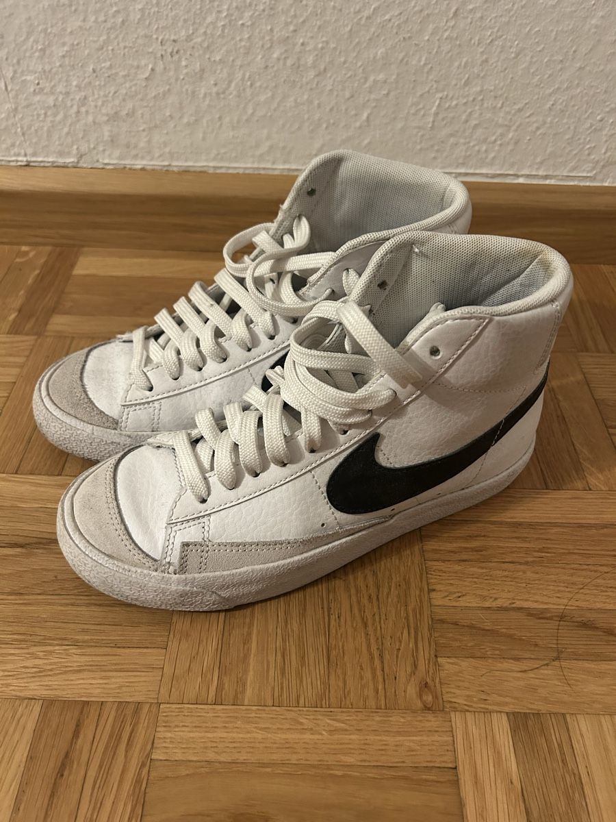 Nike Scarpe da uomo: Nike Schuhe Gr. 36  T – Usato da Ettingen venduto da Luanacas