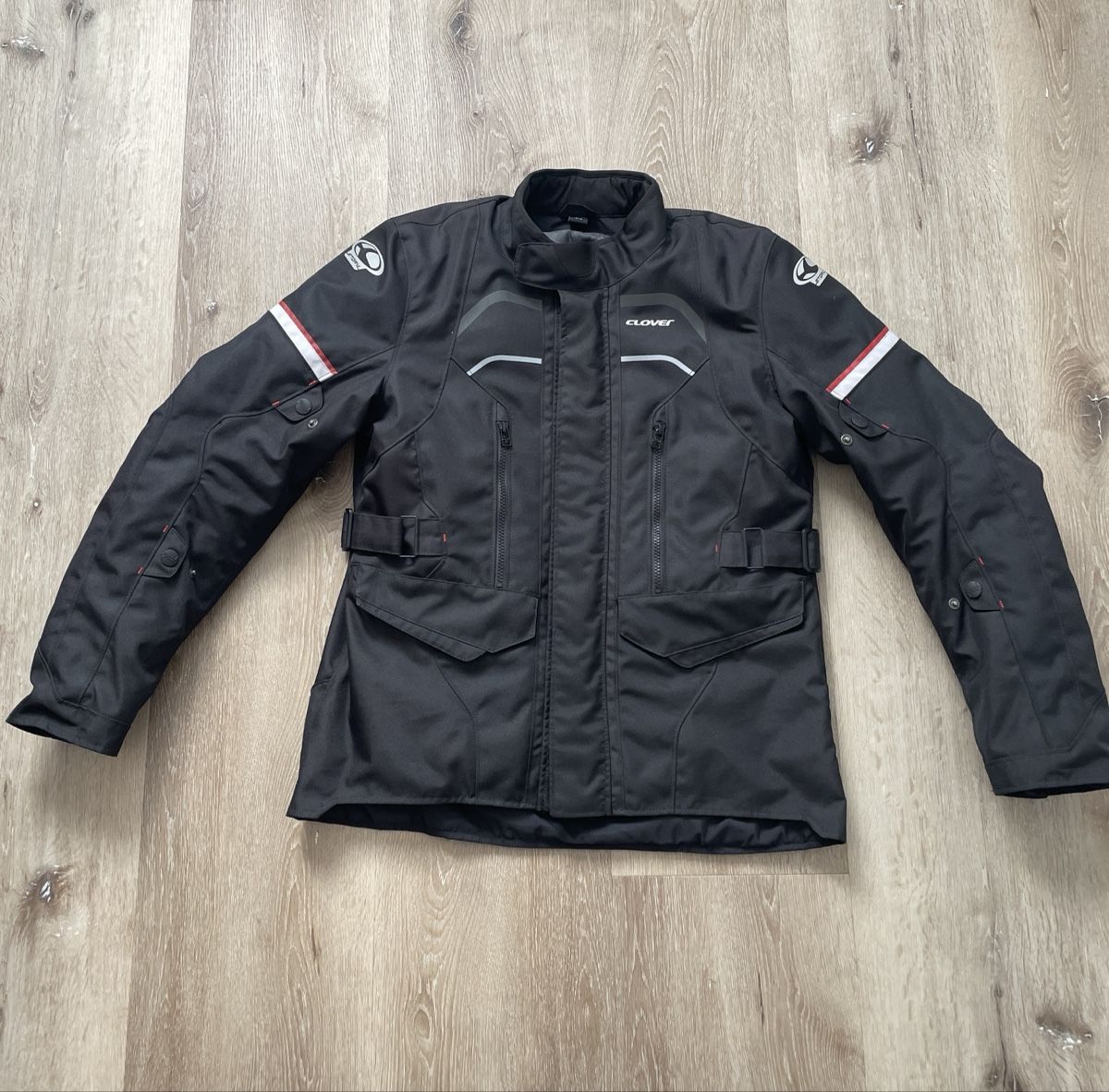 Lotti di vestiti: Motorrad Jacke und Hose – Usato da Wetzikon ZH venduto da Cedi 2