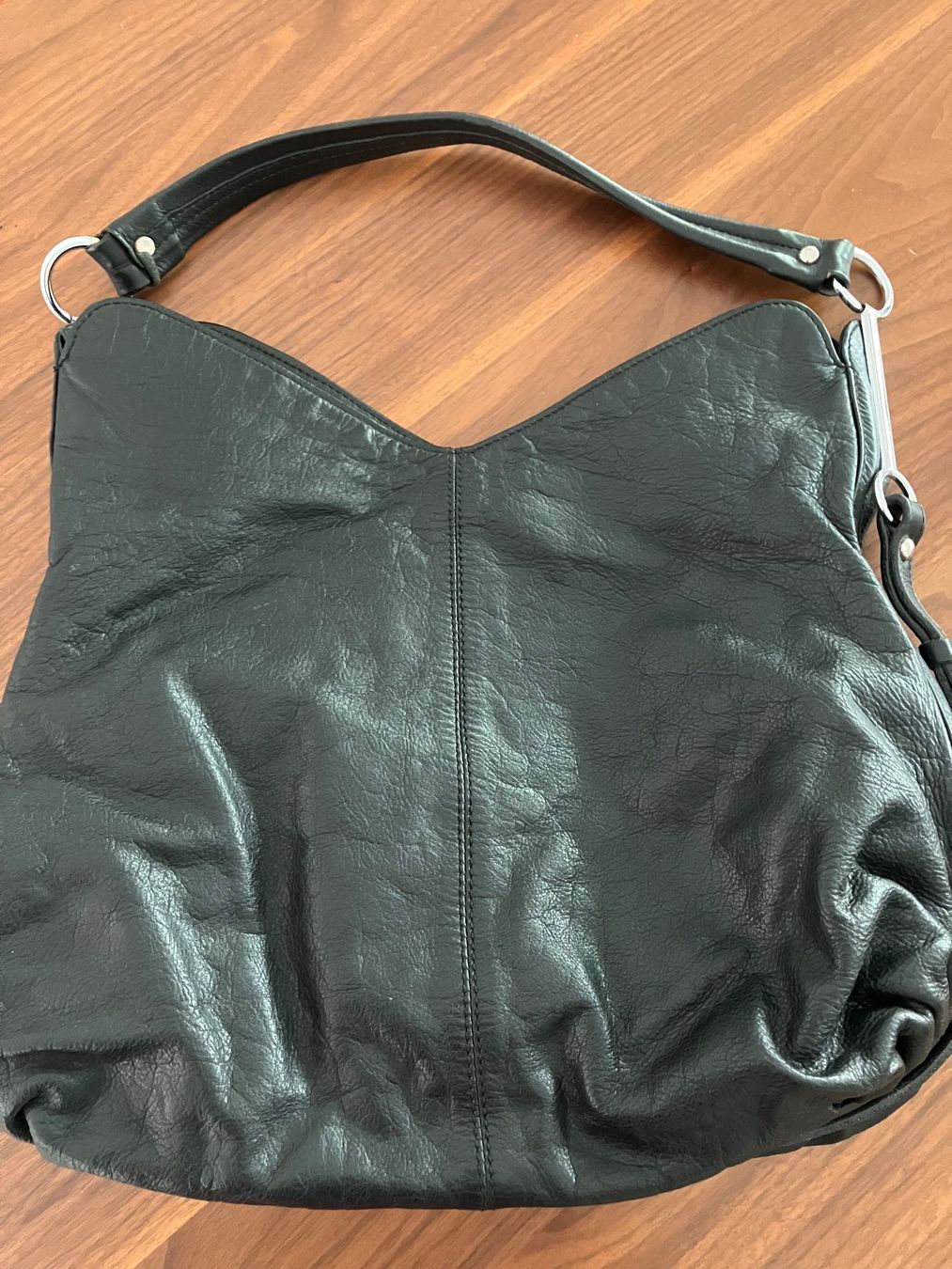 Tod'S Taschen für Damen: TOD'S Tasche Leder schwarz – Gebraucht aus Windisch von Lyudmila01 1