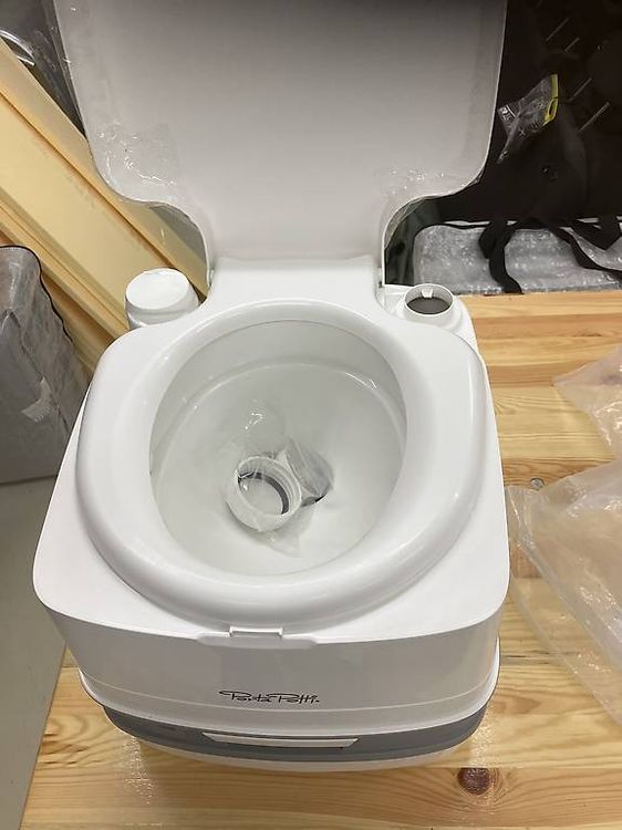 WC: Campingtoilette – Gebraucht aus Tiefencastel von gringo1234 2