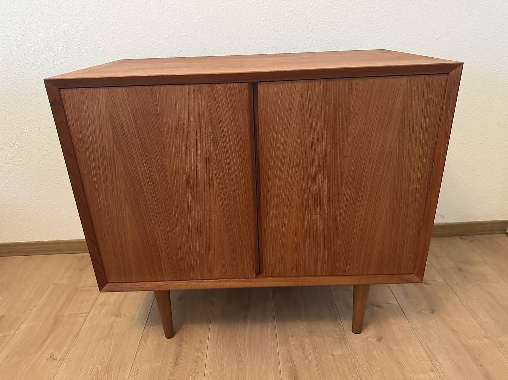 Cassettiere: Cadovius Teak Sideboard Kommode Denmark 1960s – Usato da Ipsach venduto da Conejo59