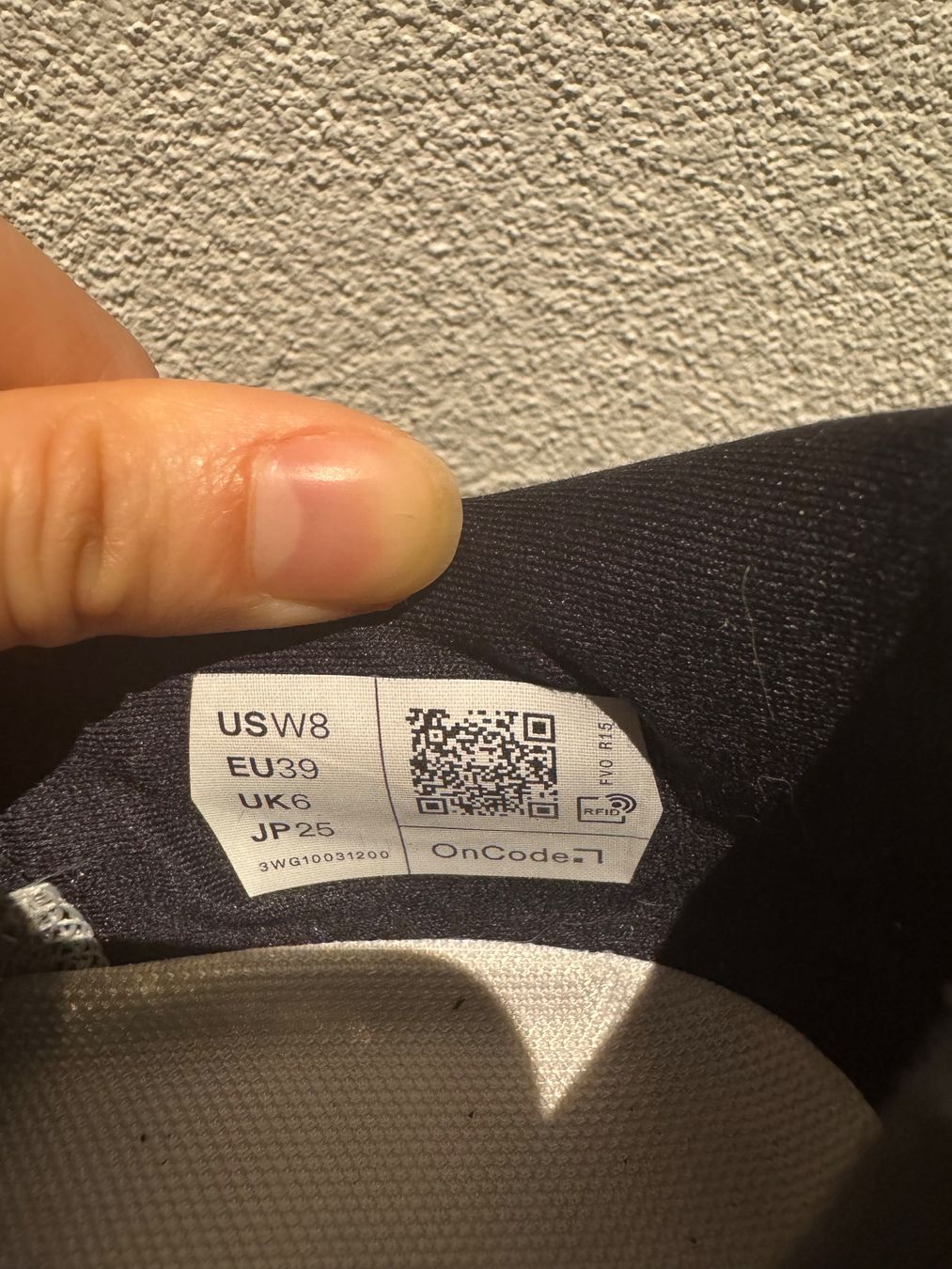 On Chaussures femmes: On Cloudmonster 3 – D'occasion à Zürich par SNovo 3