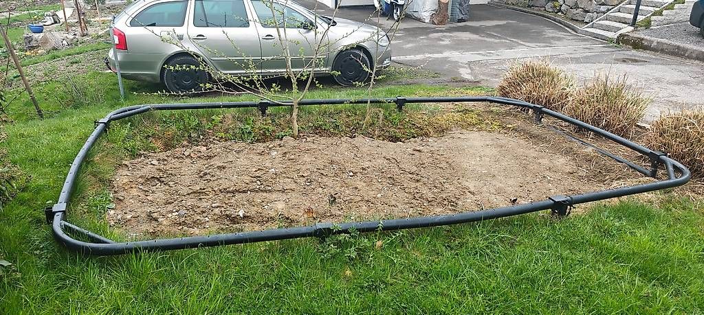 Trampolini: 🎉 Grosses Bodentrampolin sucht neue Hüpf-Profis! 🏡 – Usato da Speicherschwendi venduto da Billkill 1