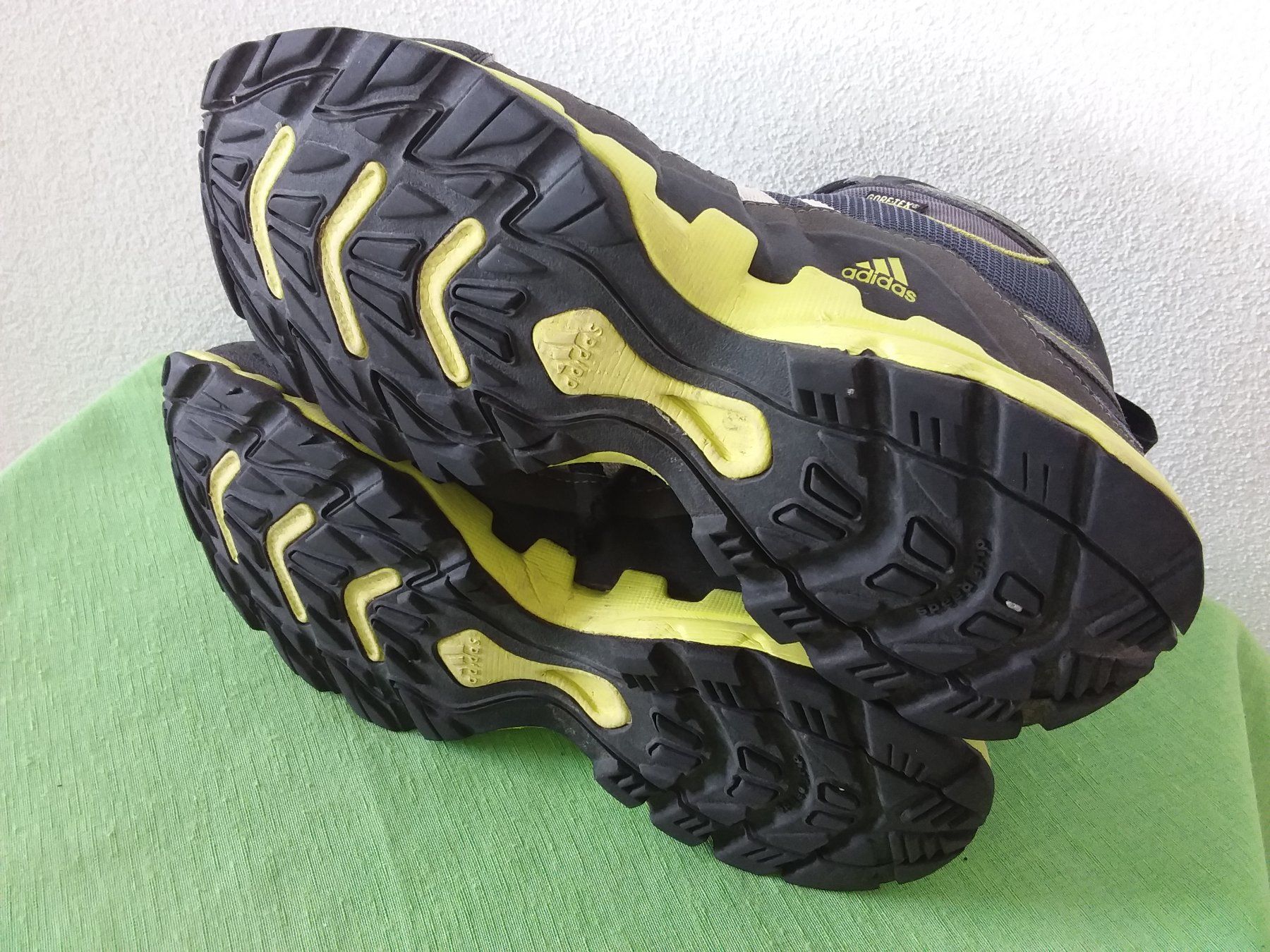 Adidas Chaussures hommes: ADIDAS Wanderschuhe Gr 40 – D'occasion à Uitikon Waldegg par Risibisi7 2