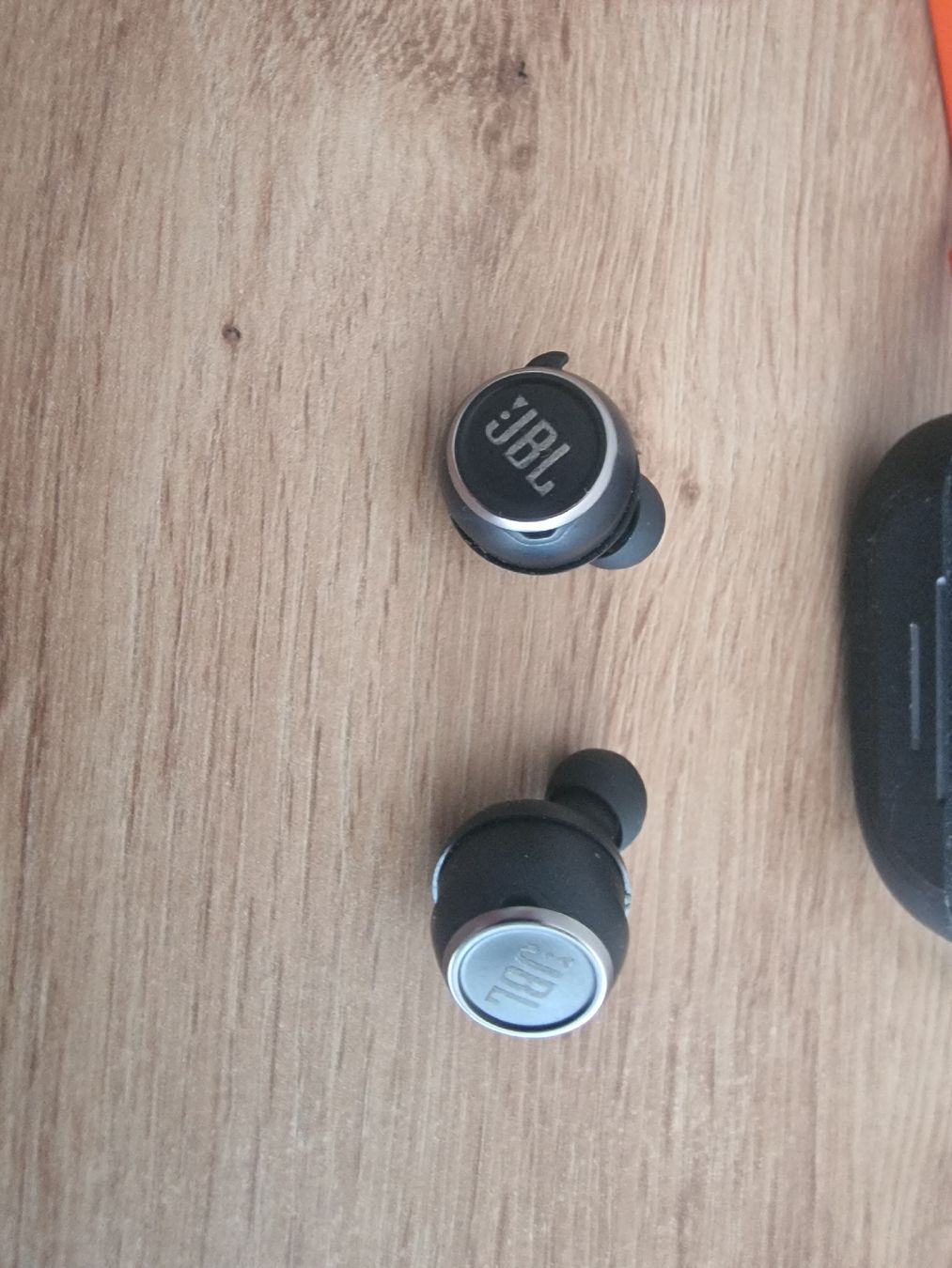 JBL Cuffie: JBL KOPFHÖRER – Usato da Wil SG venduto da aerofire 1