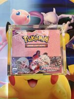 Pokémon Fusionsangriff Display DE Sealed + Acrylcase