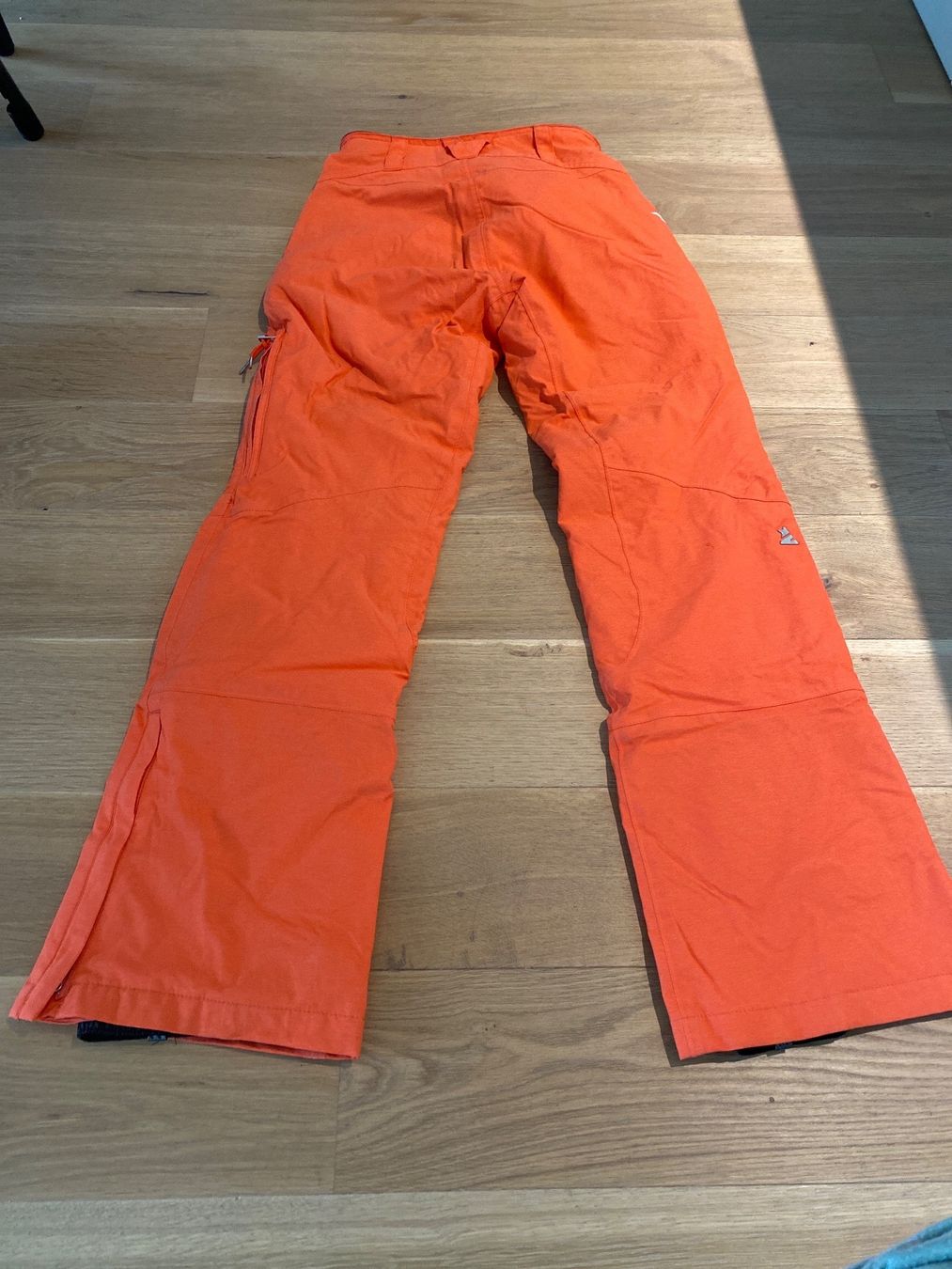 Completi & Tailleur: Skianzug Zimtstern – Usato da Bolligen venduto da Noeggeli10 3