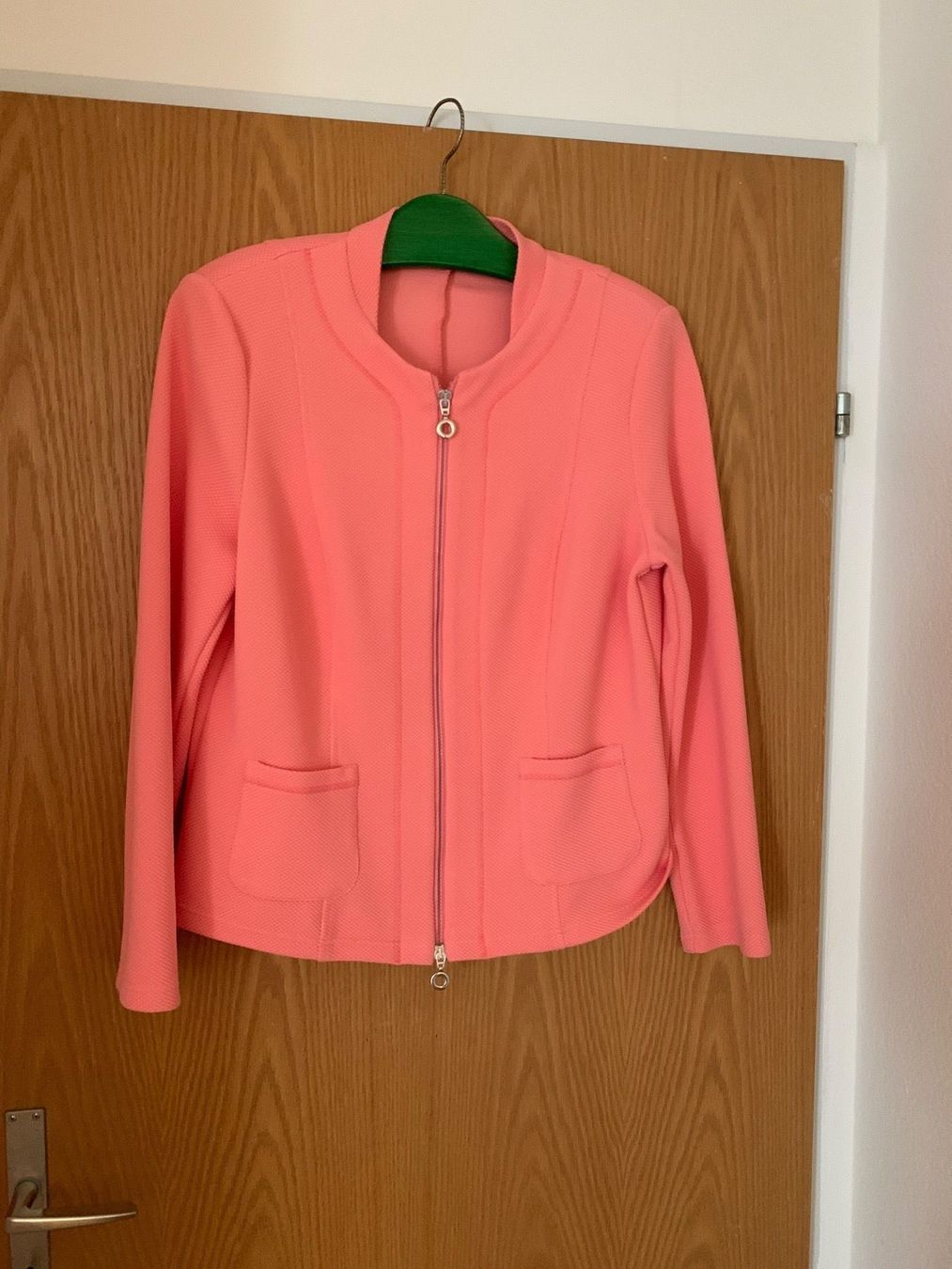 Vestes: Damen Jersey Jacke,  Grösse 44, lachsfarbig – Neuf (Voir description) à Grüsch par frifri06