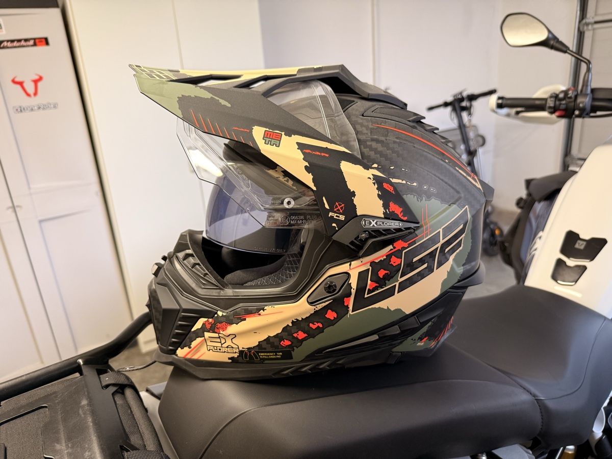 Caschi & visiere: Motorrad Adventure Helm LS2 Explorer – Usato da Grenchen venduto da Baatli