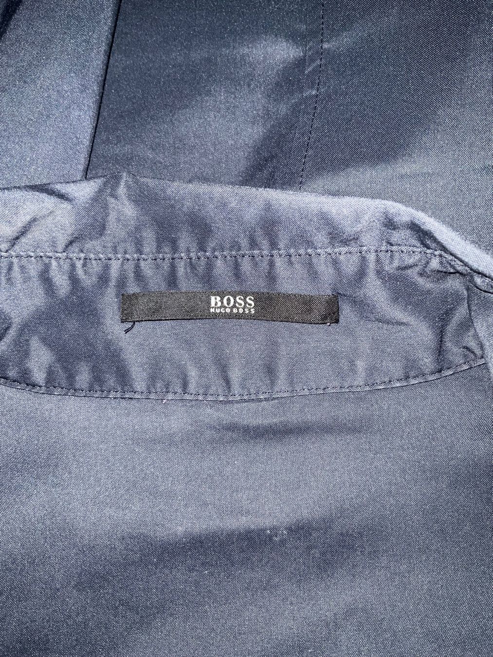 Hugo Boss Camicette: Bluse HUGO BOSS Gr. ca S – Usato da Muri b. Bern venduto da SmuriS 4