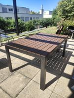 Gartentisch Holzlaminat dunkelbraun Metallgestell schwarz 