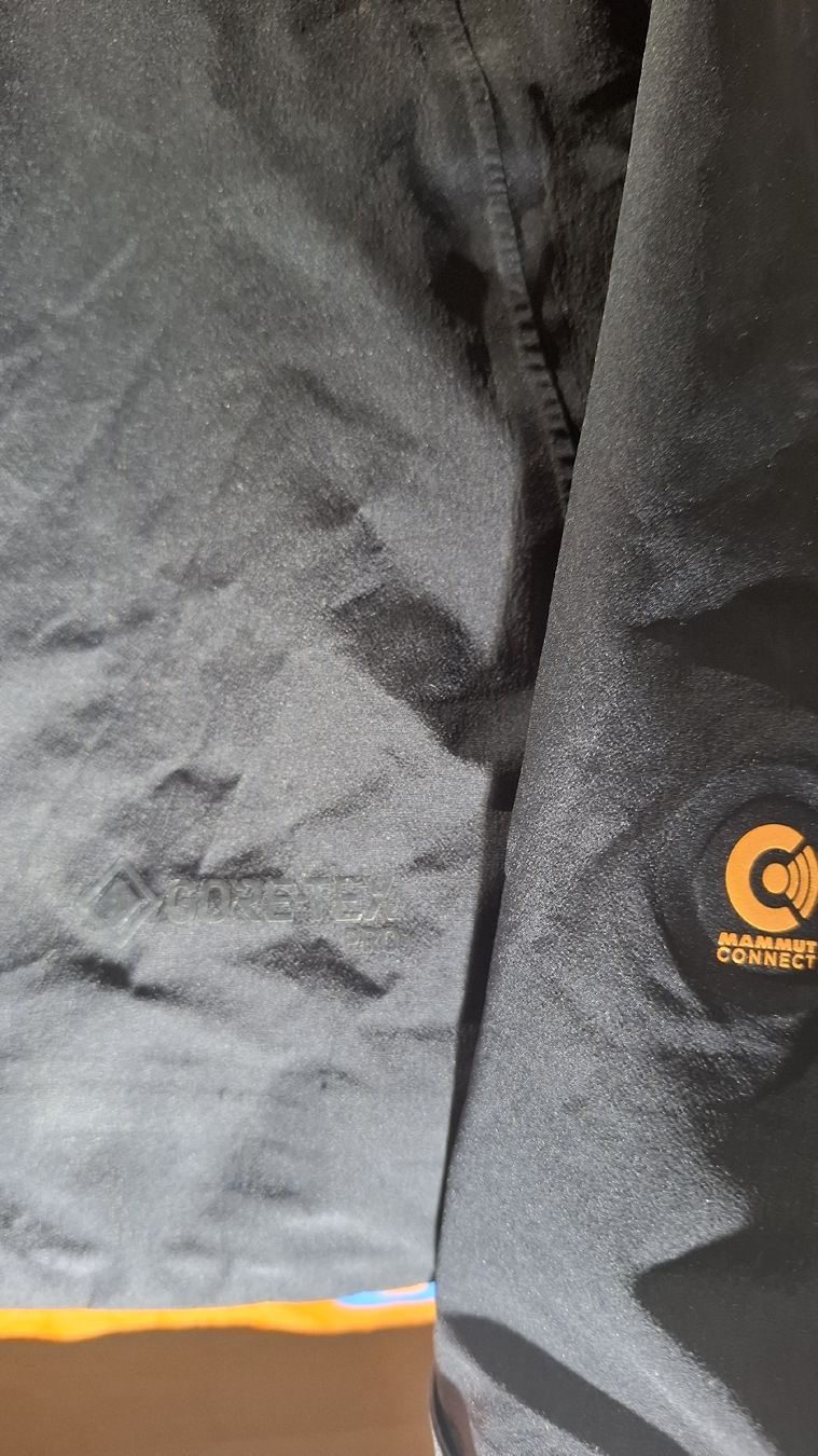 Mammut Jacken: Mammut Eiger Nordwand Advanced Hardshell Jacke – Gebraucht aus St-Légier-Chiésaz von dis_7gb7 3