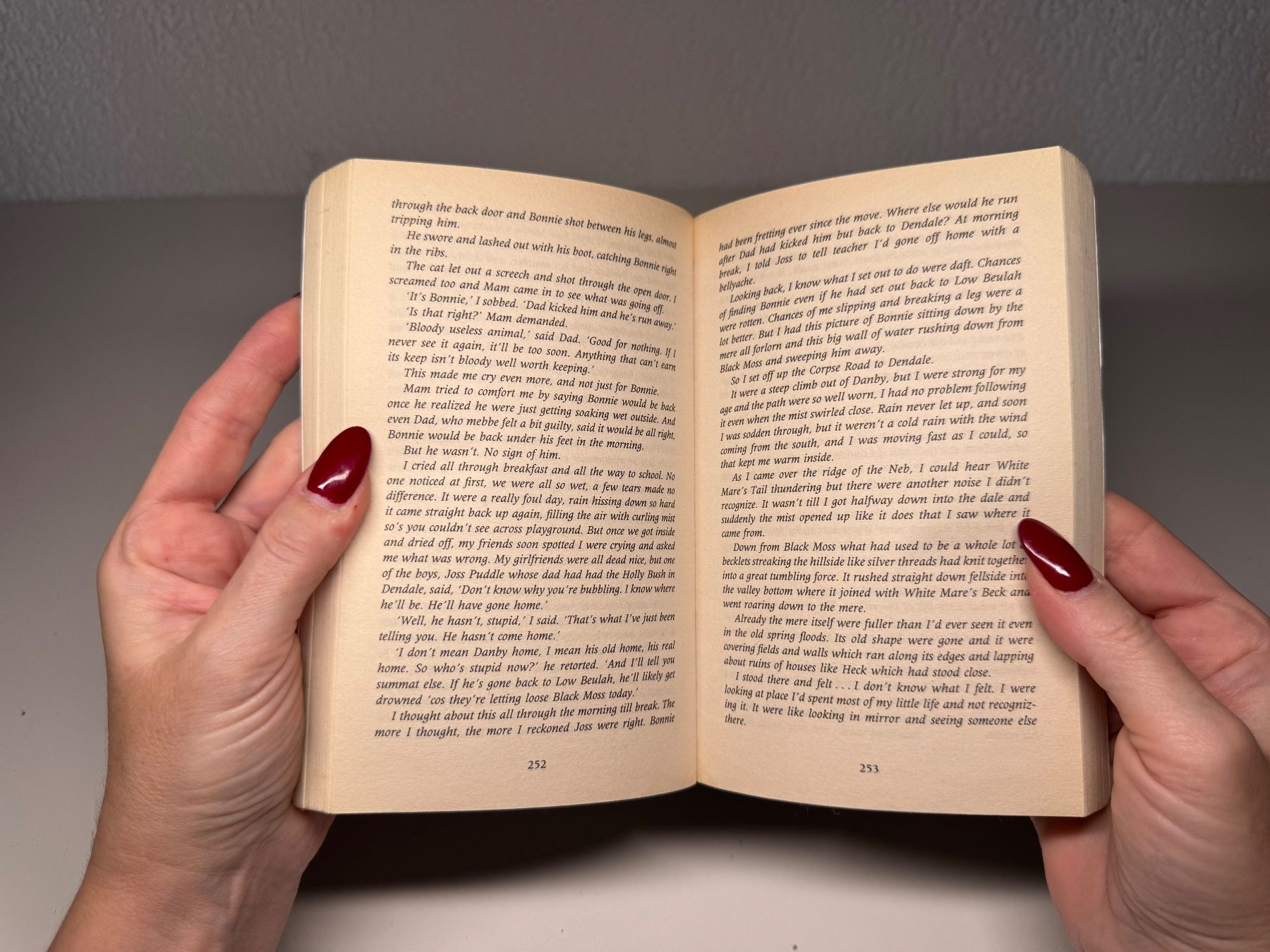 Libri: NOVEL: Reginald Hill, On Beulah Hight – Usato da Grosswangen venduto da English_books 7
