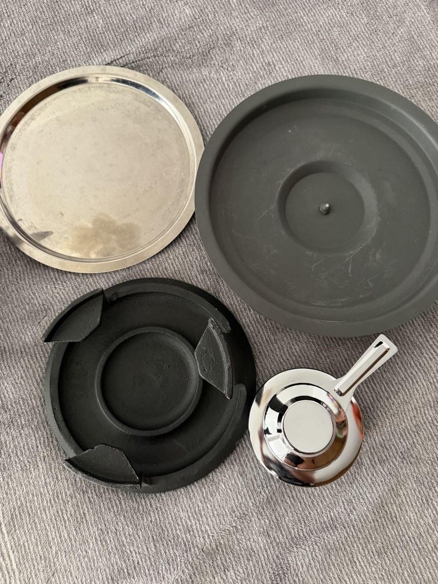 Geschirrsets: fondue chinois en fonte – Gebraucht aus Sembrancher von cha_x76c 5