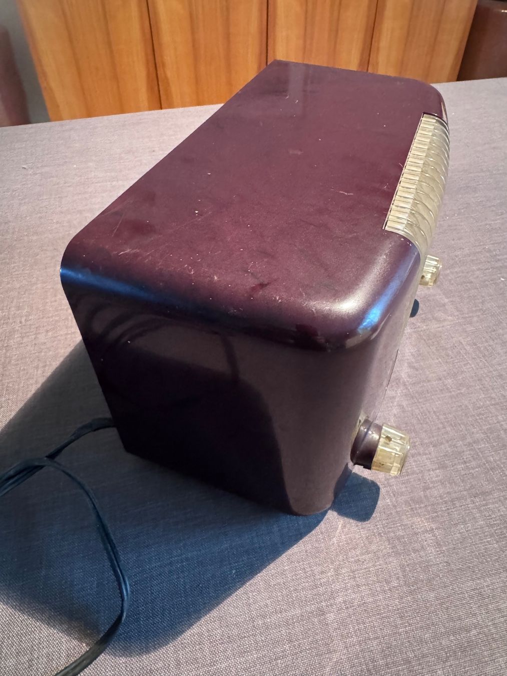 Philips Radios: Philips Röhrenradio von 1952 – Gebraucht aus Oberrüti von HotRod1932 2