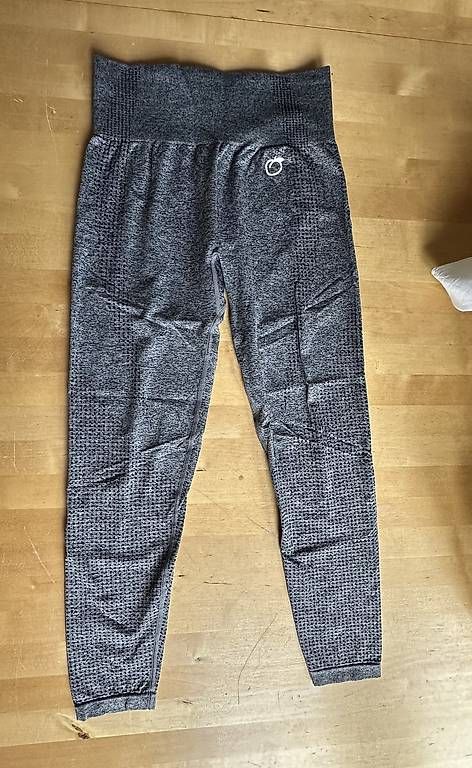 Leggings: Peachy Passion Leggings Gr. M – Gebraucht aus Buchs AG von Sibylle34