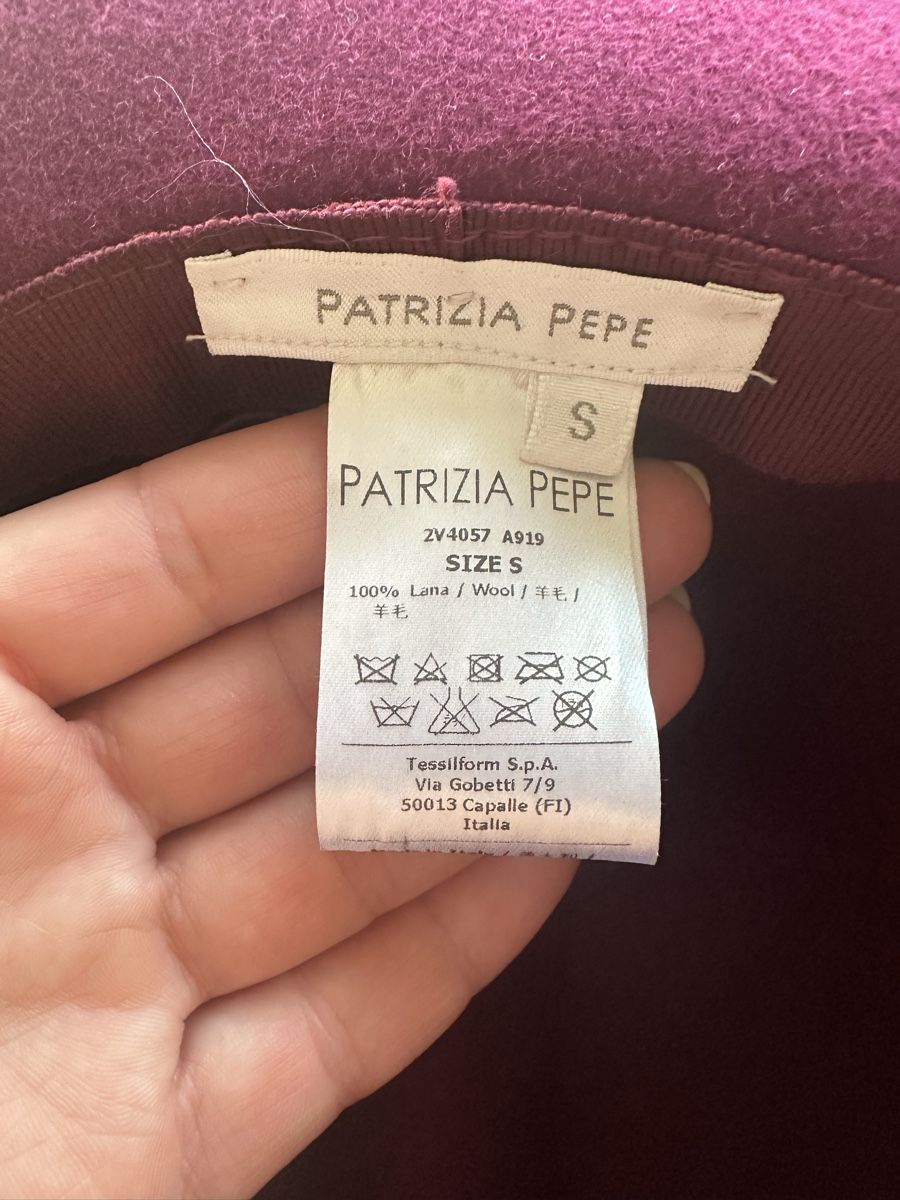 Copricapi, berretti & cappellini: Patrizia Pepe Hut – Usato da Bäch SZ venduto da ruslena29 3