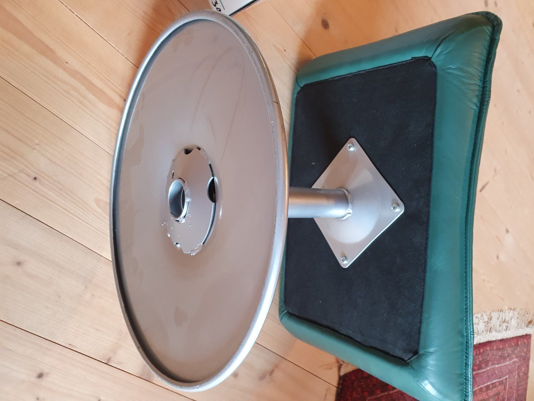 Sgabelli: Design Hocker – Usato da Grandval venduto da ChezJerome 1