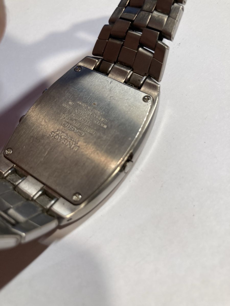 Casio Orologi: Casio Lineage ana digital Uhr 34 mm breit – Usato da Glattbrugg venduto da vintagemania 3