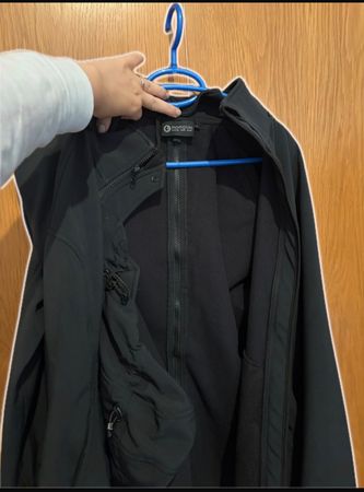 Mamalila Tragejacke schwarz M gebraucht in gutem Zustand