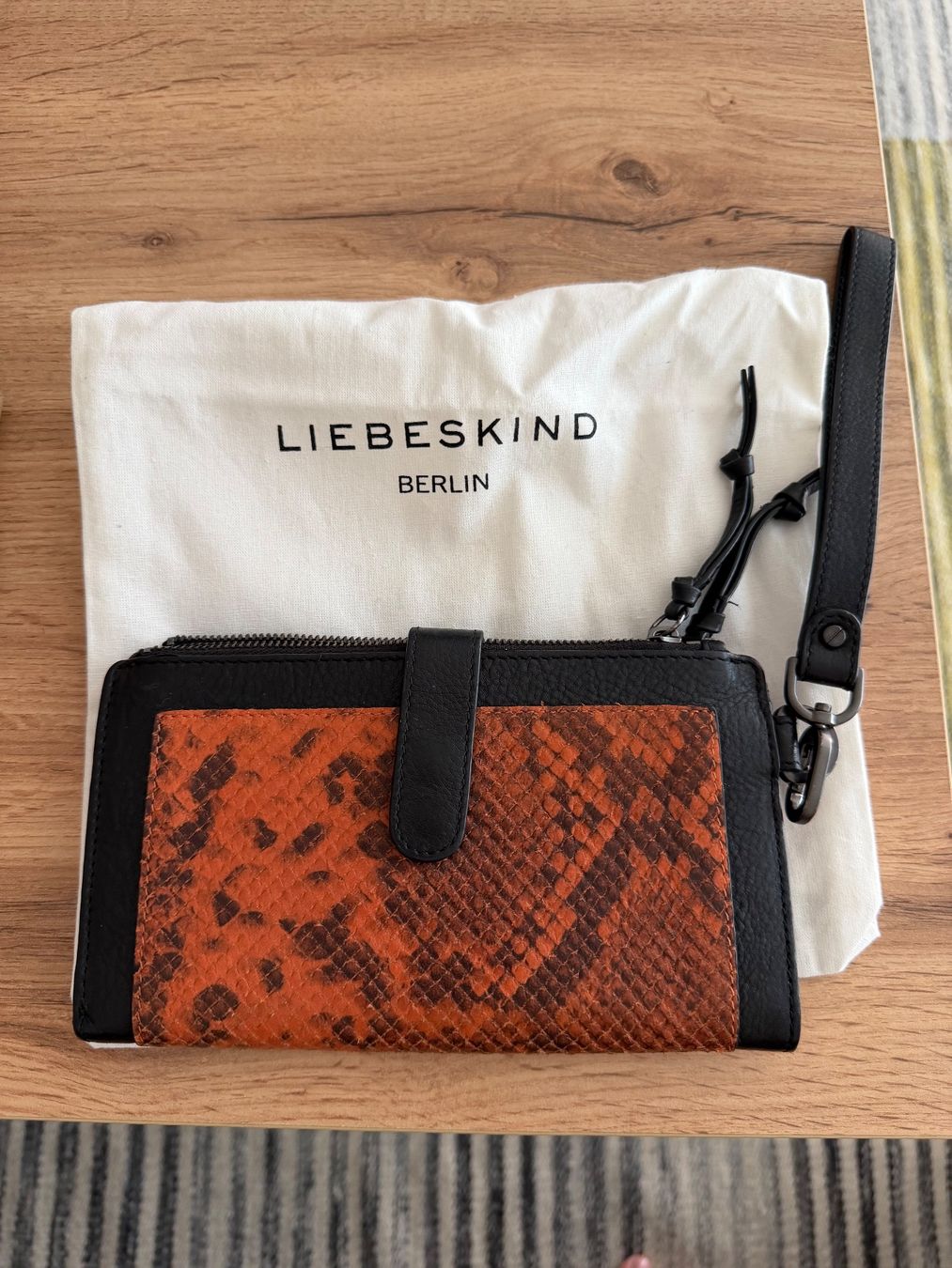 Portamonete: Liebeskind Berlin Orange Snakeskin Wallet – Nuovo (secondo la descrizione) da Steinhausen venduto da mar_8y57 1