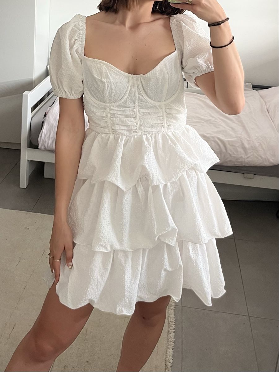 Vestiti: Robe Pretty Little Thing taille M – Nuovo (secondo la descrizione) da Aigle venduto da sow_m7gm