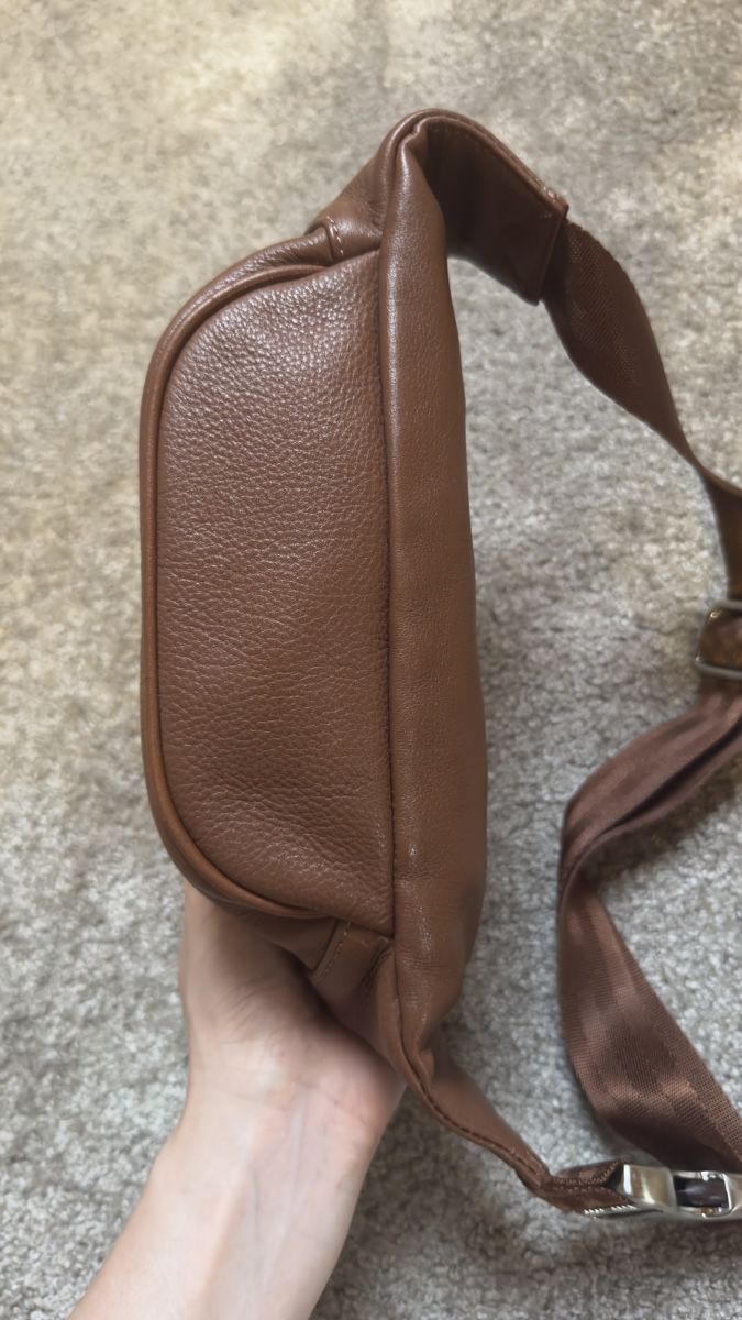 Lancaster Borse: Sac banane en cuir Lancaster marron – Usato da Vuippens venduto da Anna_as 4