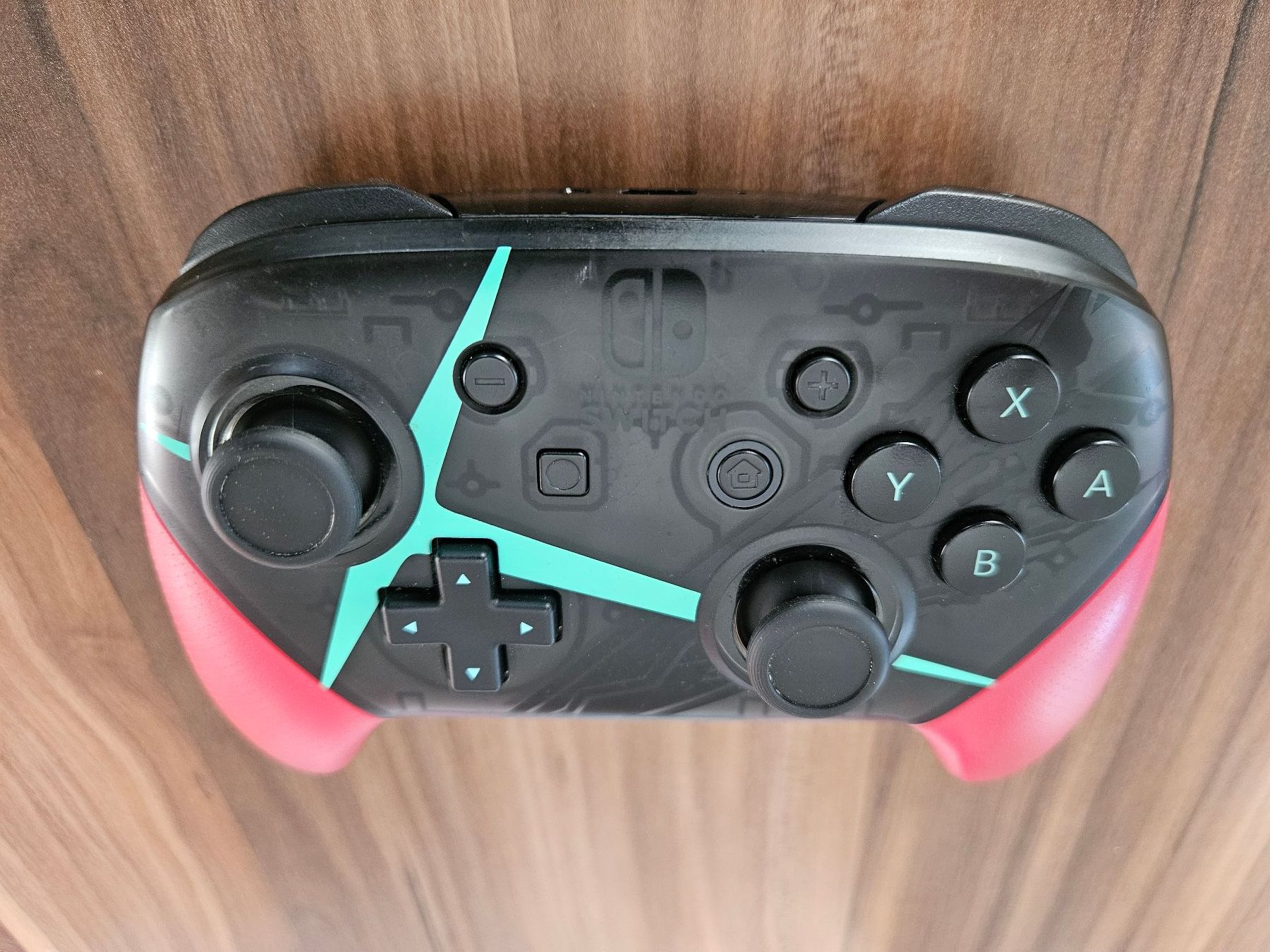 Nintendo Manettes: Nintendo Switch Pro Controller – Rare XENOBLADE CHRONICLES 2 – D'occasion à Neuenhof par Malibu_88 1