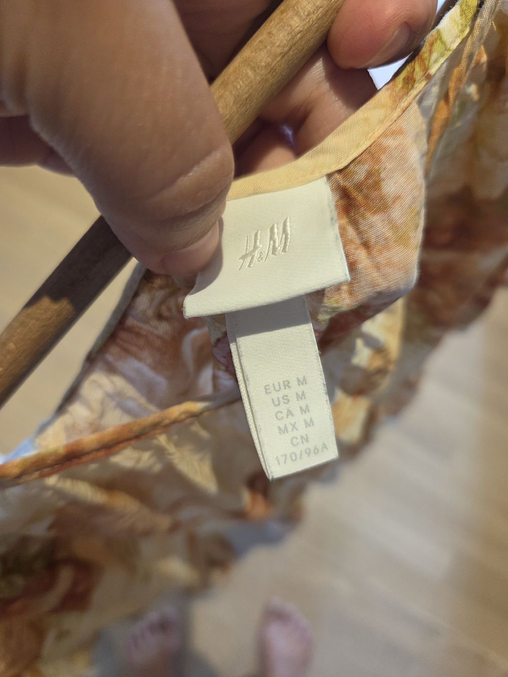 H&M Kleider: Sommerkleid M Oversitze – Gebraucht aus Uster von JJ84 1