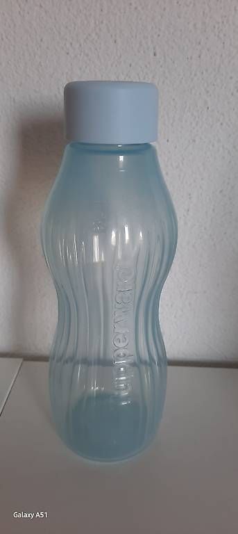 Trinkflaschen & Thermosflaschen: ***TUPPERWARE*** Trinkflaschen  – Gebraucht aus Wädenswil von H2H_Secondhandshop