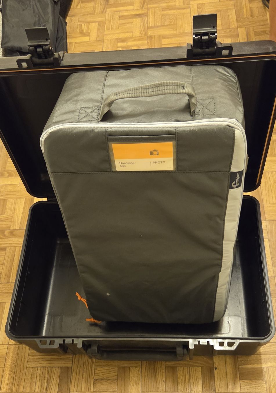 Lowepro Reisekoffer: Lowepro Valise Hardside 400 Photo – Neu (gemäss Beschreibung) aus Boncourt von ellez90 1