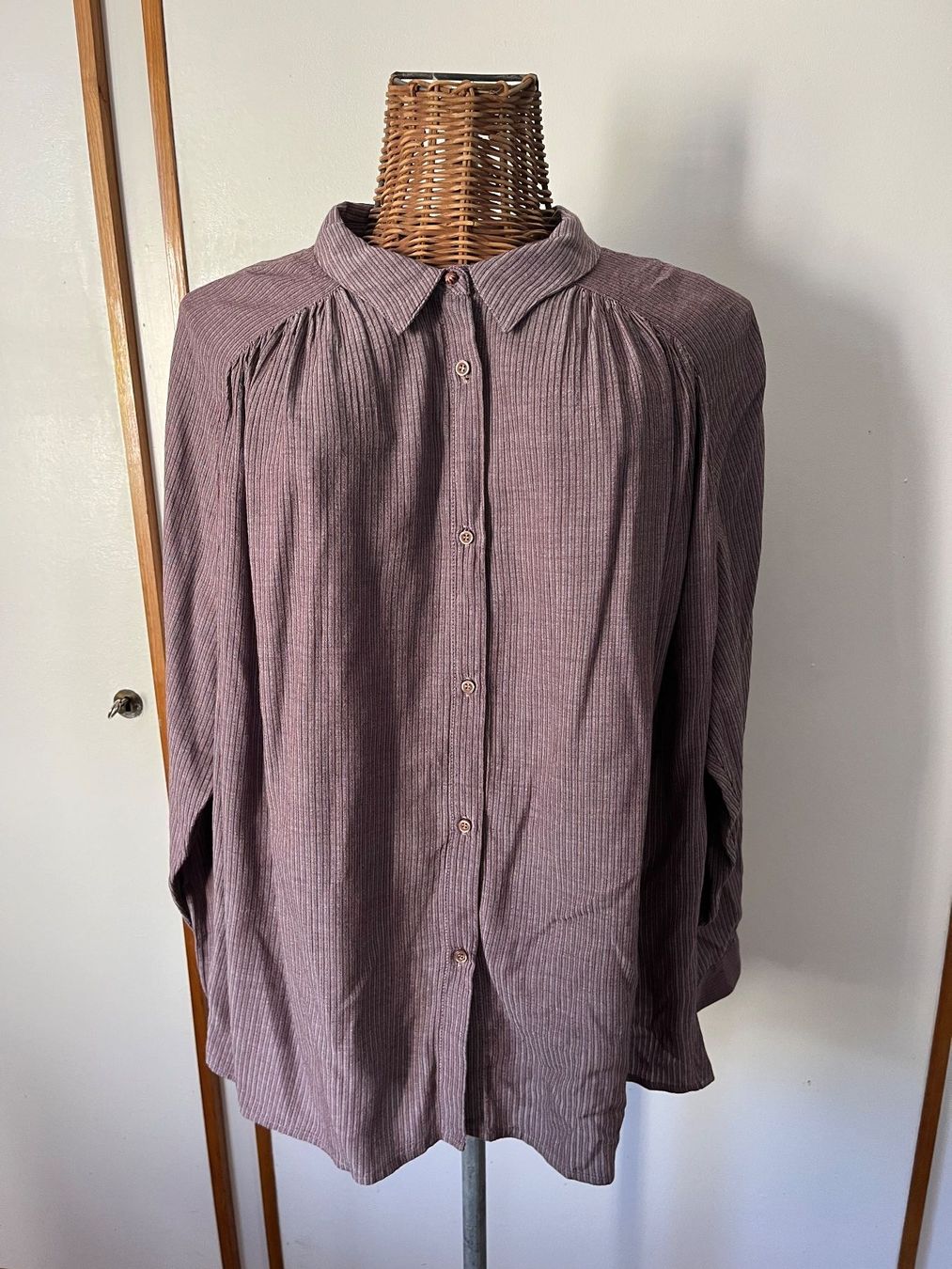 Sessun Blusen: Sessùn "Stael" Hemdbluse, Gr. M – Gebraucht aus Utzenstorf von Ismaele 2