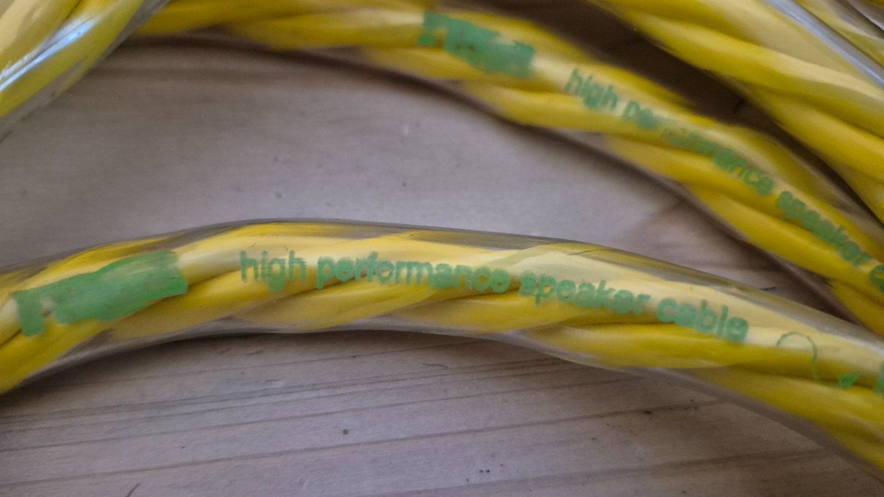 Rega Cavi: Câbles HP Haute performance Rega SC42 (2 X 5m) – Usato da Rossens FR venduto da Romu01 4