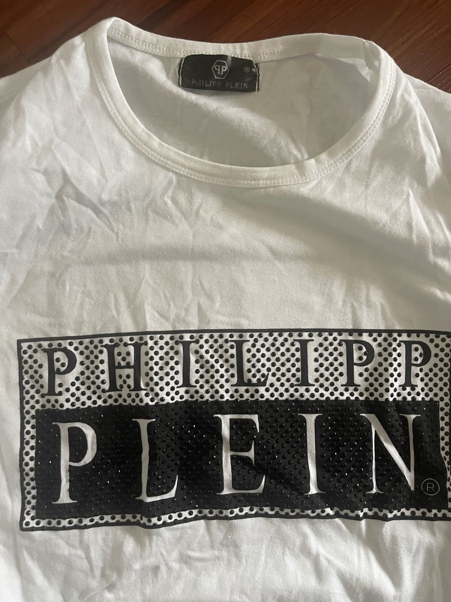T-shirt: T-Shirt Philipp Pleine – Usato da Luzern venduto da chevy7779 1