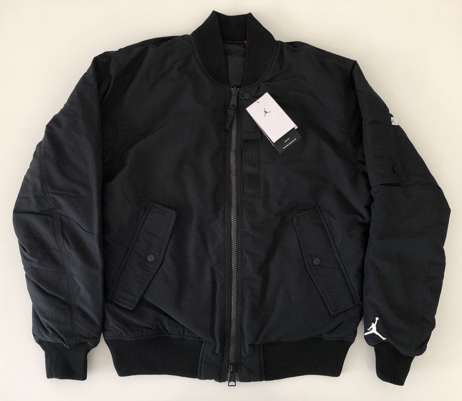 Jordan Giacche: Air Jordan Jacke Gr. M – Nuovo e nell'imballaggio originale da Mülenen venduto da CreativeSolutions