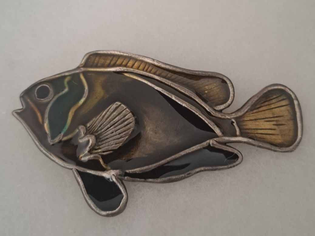 Spille & Fermagli: BROCHE poisson bronze argenté émaillé – Usato da LAUSANNE venduto da KWEW