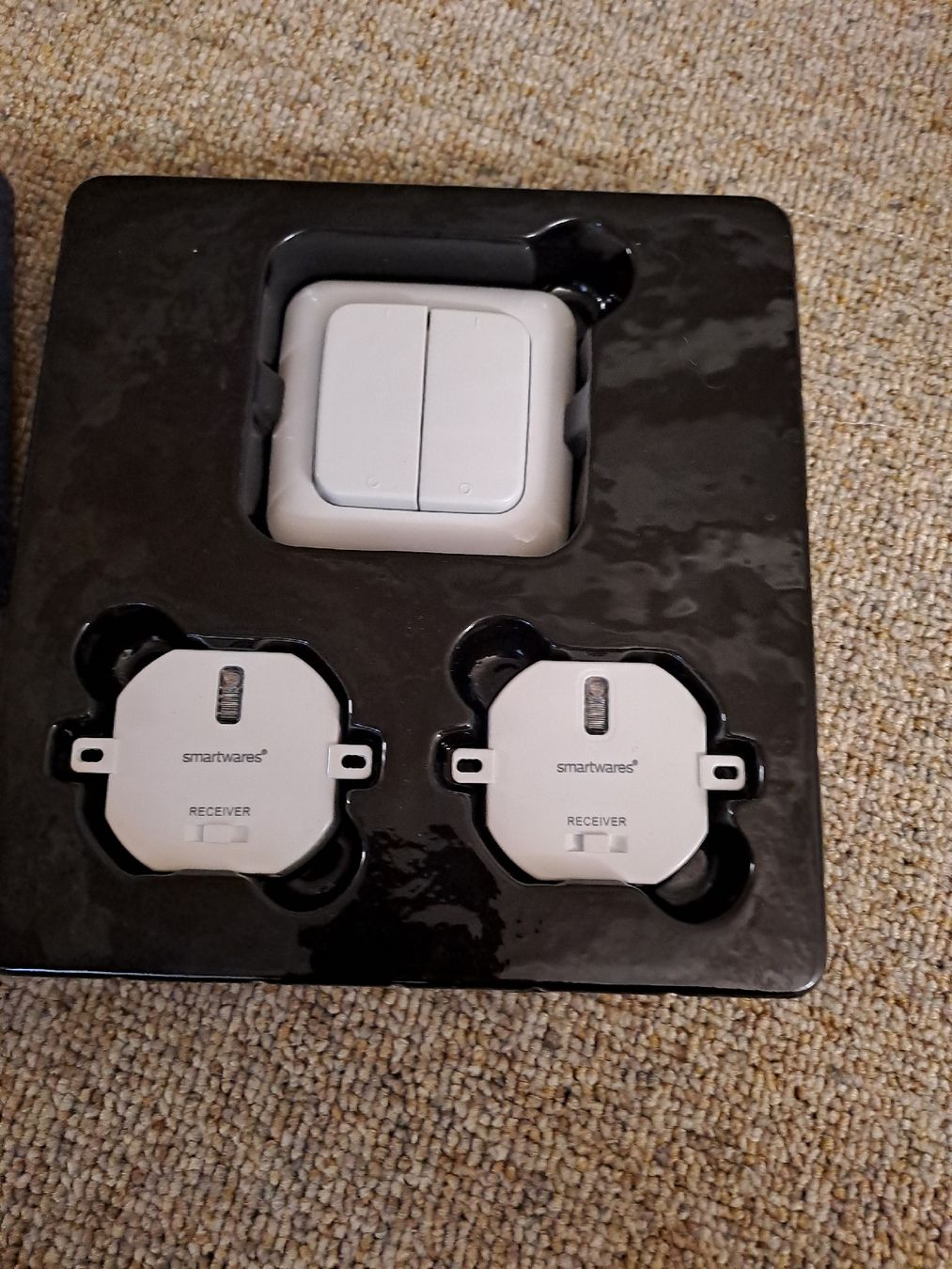 Interruttori: Wireless Duble Wall Swich Set – Nuovo e nell'imballaggio originale da Rothenburg venduto da 123odermatt 2