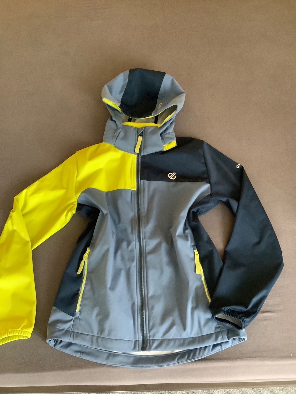 Giacche & Cappotti: Dare2b Softshell Jacke, Gr. 152 – Usato da Uznach venduto da manulas