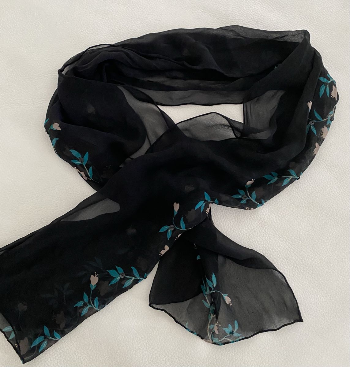 Foulard & Sciarpe: Seiden Schal 🌸 – Usato da Opfikon venduto da Luis144 3