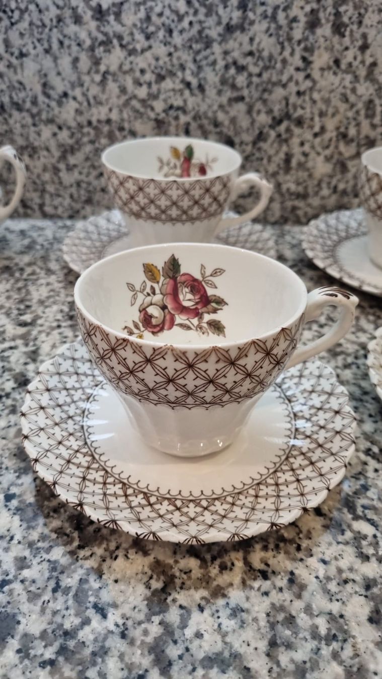 Set di piatti: Servizio da caffè inglese J&G MEAKIN England – Usato da Cadenazzo venduto da man_9hnd 5