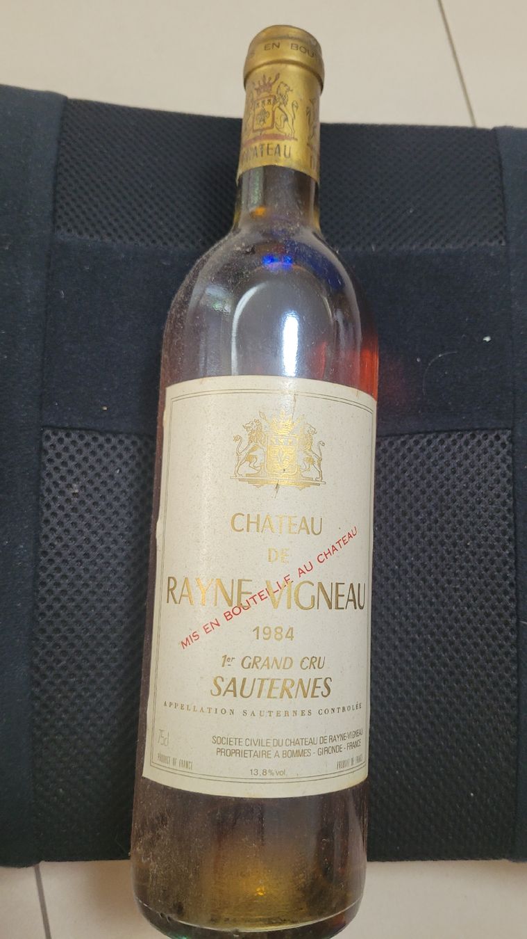 Vino: SAUTERNES RAYNE VIGNEAU 1984 – Nuovo e nell'imballaggio originale da Wolfhausen venduto da BigiWolfhausen