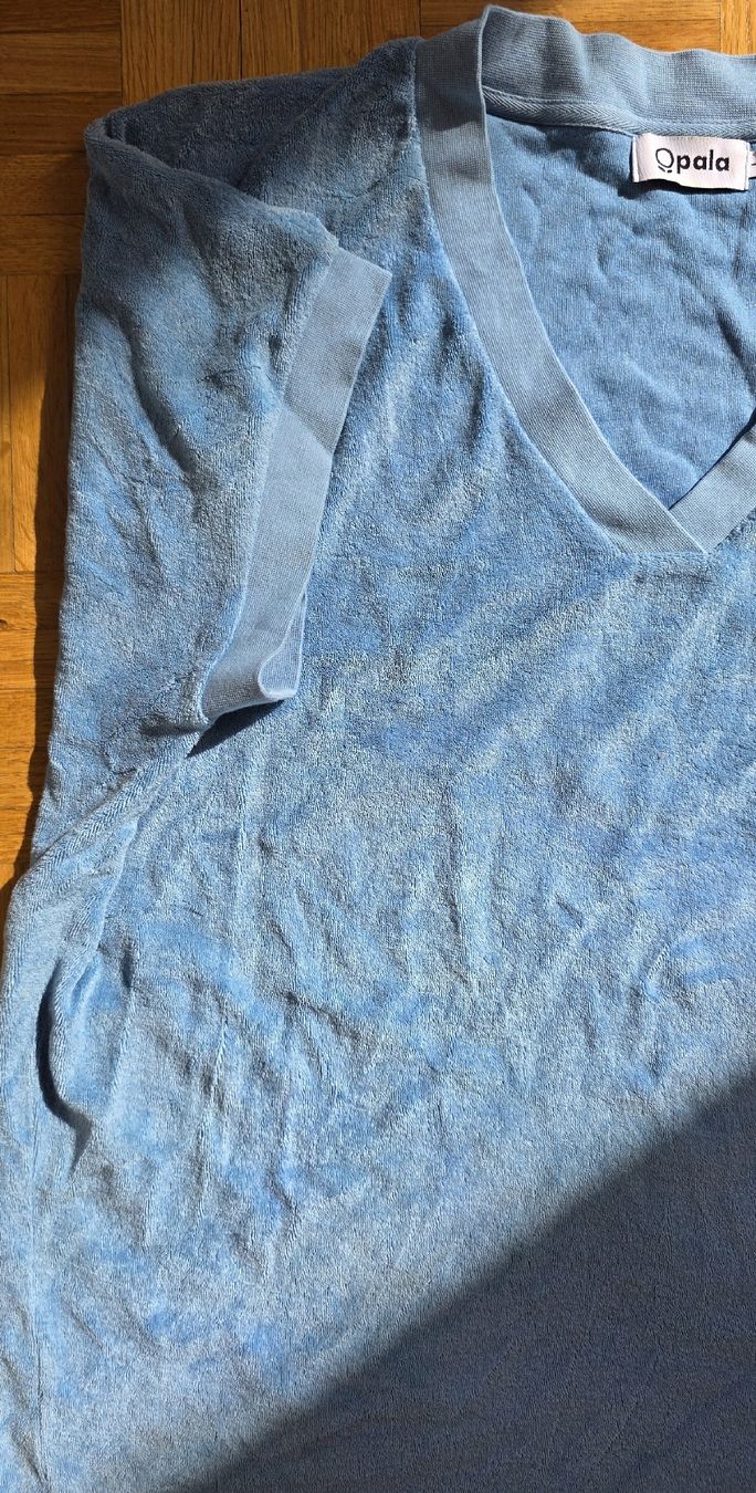 T-shirts: Pull /Tshirt bleu sans manche taille L – D'occasion à Yverdon-les-Bains par van_dq65 6