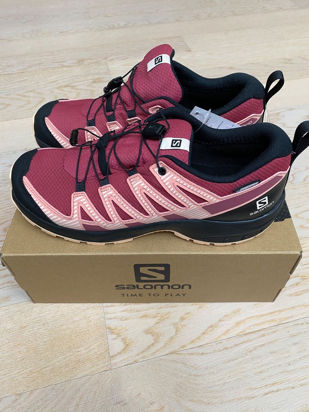 Salomon Scarpe per ragazze: Salomon Outdoor Schuhe Neu 39 – Nuovo (secondo la descrizione) da Muri AG venduto da Mkikus