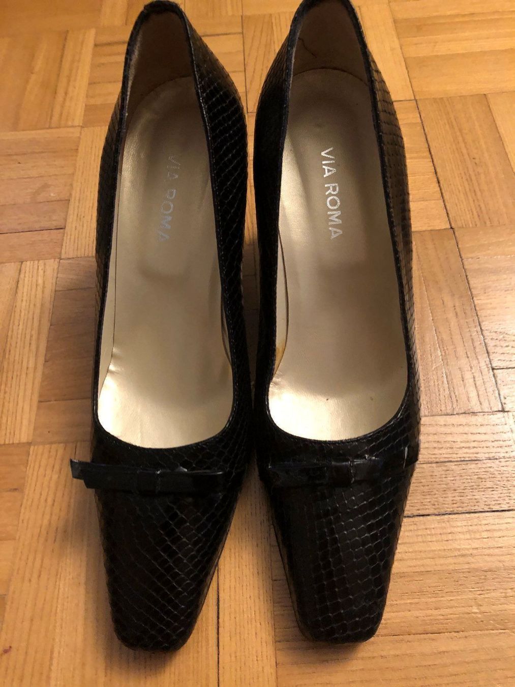 Scarpe da donna: Frauenschuhe via roma – Usato da Meilen venduto da marsico79