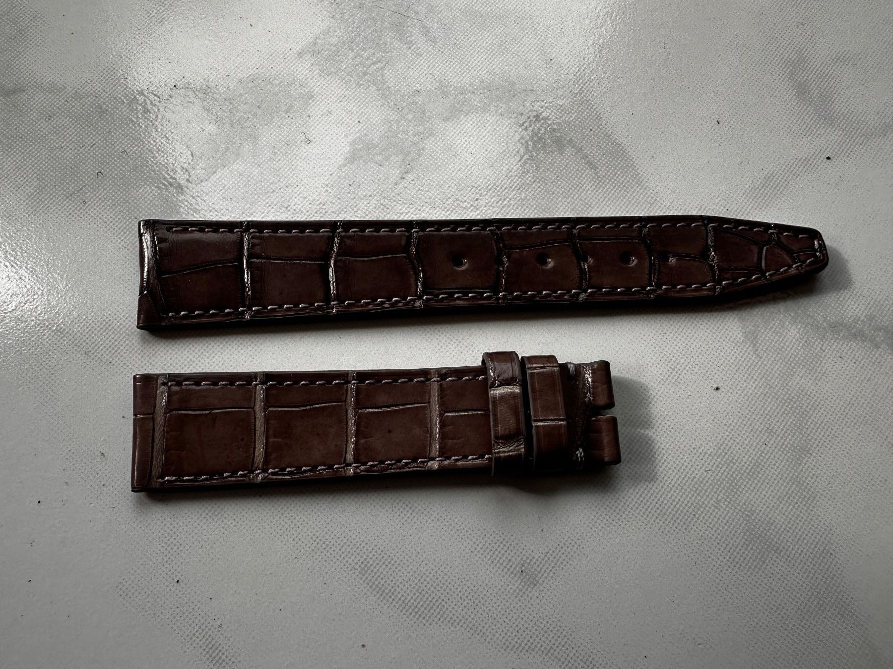 IWC Armbänder & -reifen: IWC Krokodilleder Armband – Gebraucht aus Neunkirch von internet-shop